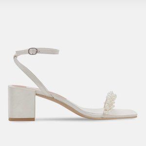 Dolce Vita Zalima Vanilla Pearls (7.5)